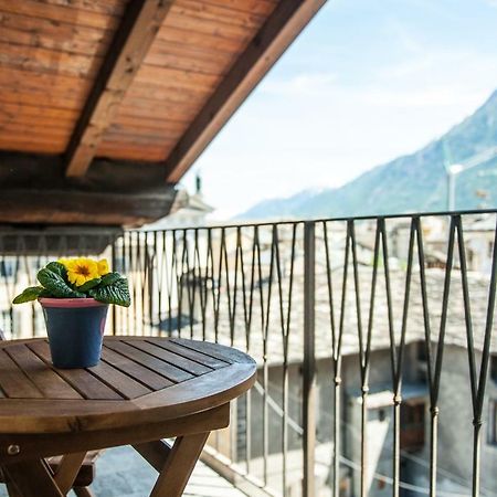 Maison Forum Apartment Aosta Bagian luar foto
