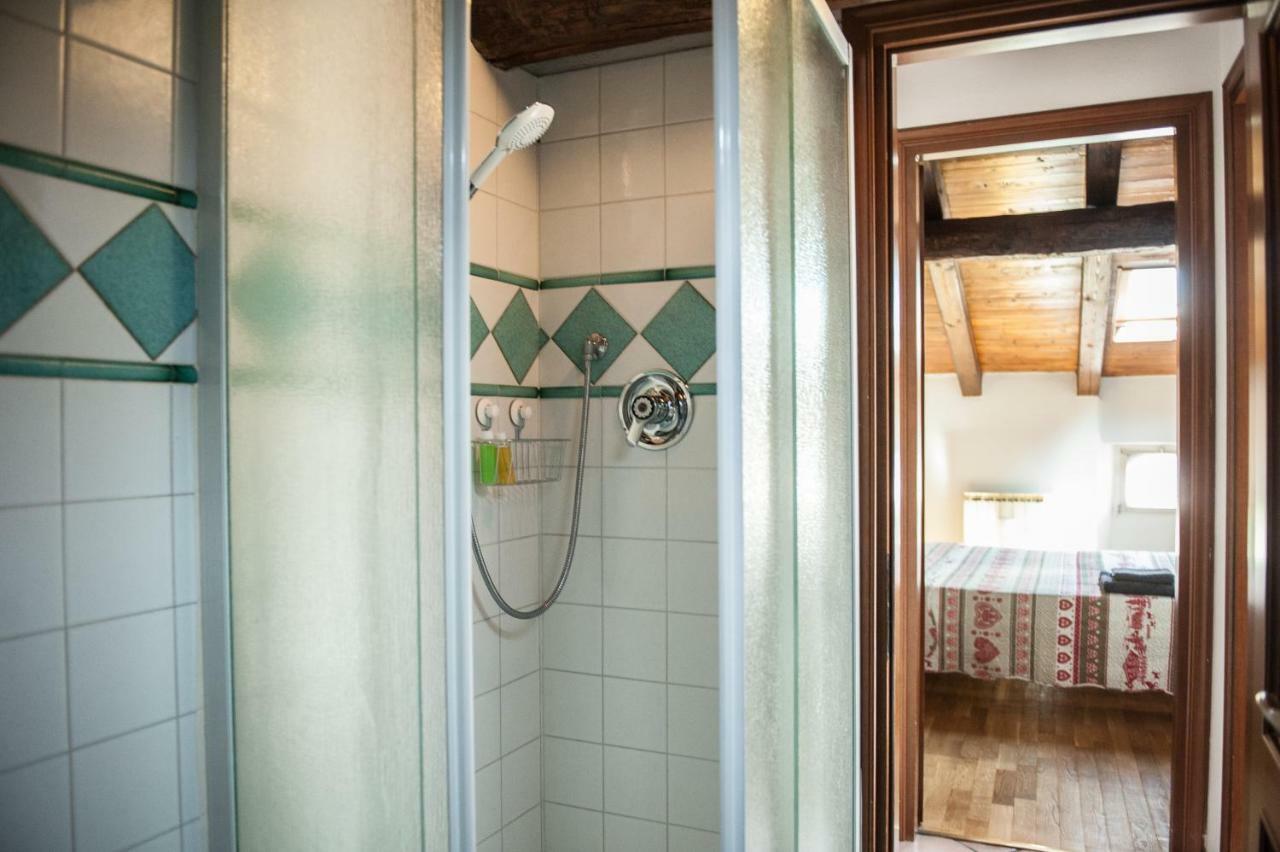Maison Forum Apartment Aosta Bagian luar foto