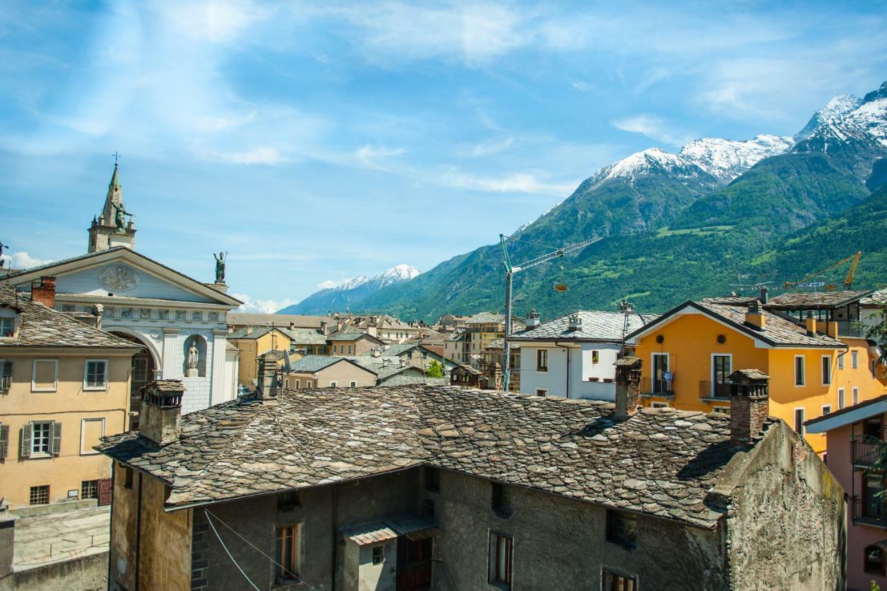 Maison Forum Apartment Aosta Bagian luar foto