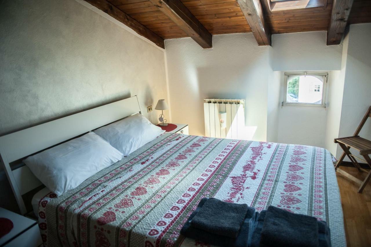 Maison Forum Apartment Aosta Bagian luar foto
